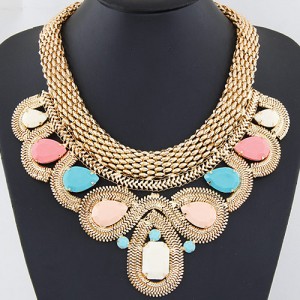 Resin Gems Encircled by Snake Chain Design Thick Statement Fashion Necklace - Multicolor