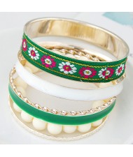 Western Style Floral Prints Multi-layer High Fashion Golden Bangle - Green