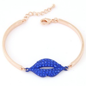 Czech Rhinestone Embedded Sweet Lips Pendant Fashion Bracelet - Blue