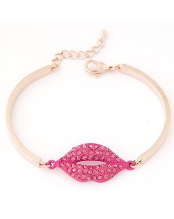 Czech Rhinestone Embedded Sweet Lips Pendant Fashion Bracelet - Pink