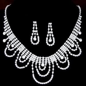 Korean Fashion Giant Water-drop Brides Rhinestone Necklace and Earrings Set