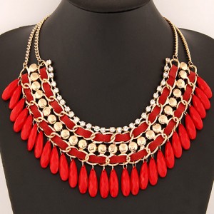 Rhinestone and Waterdrop Beads Weaving Fashion Costume Necklace - Red