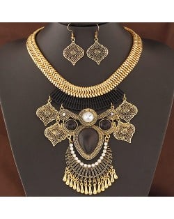 Vintage Ethnic Pendant Design Bold Golden Snake Chain Statement Fashion Necklace and Earrings Set - Black