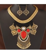 Vintage Ethnic Pendant Design Bold Golden Snake Chain Statement Fashion Necklace and Earrings Set - Red