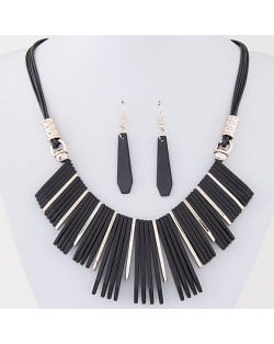 Simple Vertical Bars Statement Fashion Rope Necklace and Waterdrop Earrings Set - Black