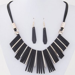 Simple Vertical Bars Statement Fashion Rope Necklace and Waterdrop Earrings Set - Black