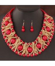 Pearls Inlaid Golden Metallic Weaving Wire Chain Statement Fashion Necklace and Earrings Set - Red