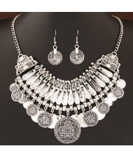 Vintage Floral Pattern Round Plates Pendant with Bars Combined Arch Design Fashion Necklace and Earrings Set - Silver