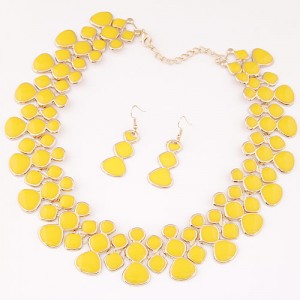 Oil-spot Glazed Unique Fashion Flower Cluster Design Alloy Costume Necklace and Earrings Set - Yellow
