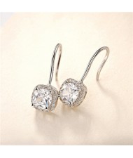 Cubic Zirconia Embellished Elegant 18k Platinum Plated Women Earrings