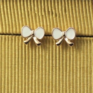 Oil Spot Glazed Adorable Bowknot Rose Gold Ear Studs - White