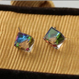 Gradient Color Austrian Crystal Cubic Rose Gold Ear Studs - Multicolor