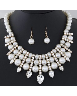 Simplistic Temerament Rhinestone and Pearl Combined Radial Pattern Fashion Necklace and Earrings Set