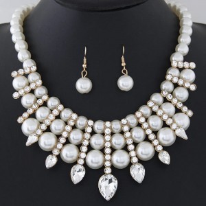 Simplistic Temerament Rhinestone and Pearl Combined Radial Pattern Fashion Necklace and Earrings Set