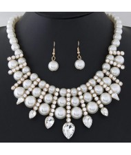 Simplistic Temerament Rhinestone and Pearl Combined Radial Pattern Fashion Necklace and Earrings Set