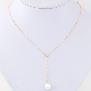 Elegant Dangling Pearl Simplistic Golden Chain Fashion Necklace