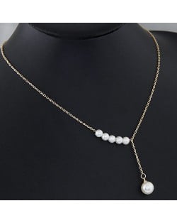Sweet Pearls Decorated Asymmetric Fashion Necklace - Golden