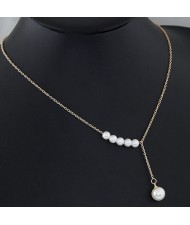 Sweet Pearls Decorated Asymmetric Fashion Necklace - Golden