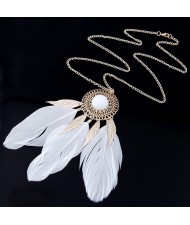 Elegant Feather Pendant Long Chain Fashion Necklace - White