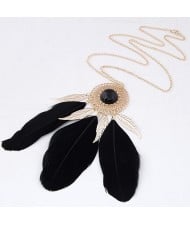 Elegant Feather Pendant Long Chain Fashion Necklace - Black