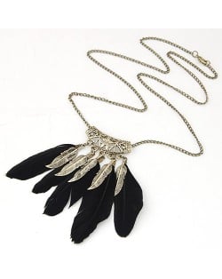 High Fashion Feather Pendant Long Chain Necklace - Black