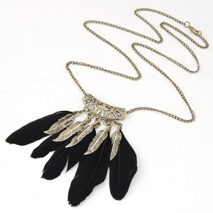 High Fashion Feather Pendant Long Chain Necklace - Black