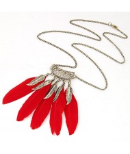 High Fashion Feather Pendant Long Chain Necklace - Red