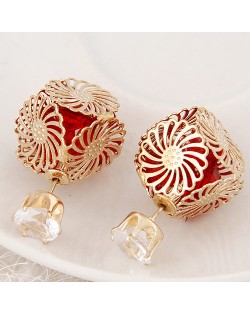Golden Hollow Chrysanthemum with Rhinestone Design Fashion Ear Studs - Red
