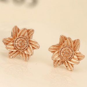 Delicate Sunflower Copper Ear Studs - Coppery