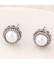 Pearl Inlaid Vintage Studs and Engraving Design Fashion Ear Studs