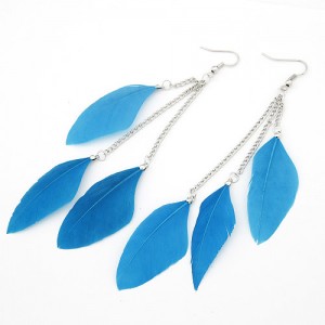 Graceful Triple Dangling Feather Fashion Earrings - Light Blue