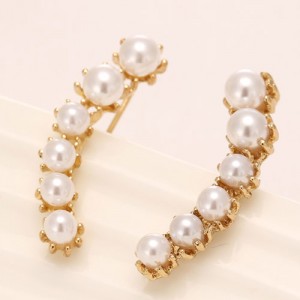 Pearls Inlaid Peasecod Shape Fashion Ear Studs - Golden