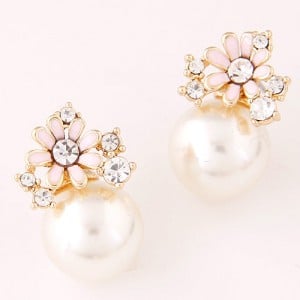 Flower and Rhinestone Embellished Adorable Pearl Fashion Ear Studs - Pink