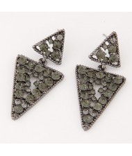 Czech Rhinestone Inlaid Linked Triangle Design Fashion Earrings - Army Green