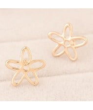Cute Hollow Flower Design Alloy Fashion Ear Studs - Golden