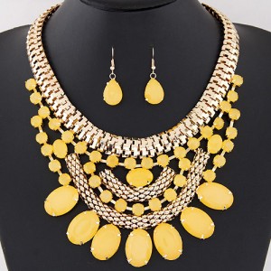 Oval Shape Gems Decorated Golden Snake Chain Necklace and Waterdrop Earrings Set - Yellow