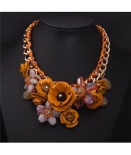 Vivid Sweet Summer Flowers Cluster Design Fashion Necklace - Yellow