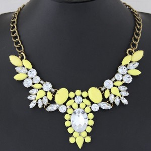 Sparkling Acrylic Gems Floral Pendant Statement Fashion Necklace - Yellow