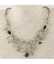 Vintage Peacock Feather Inspired Hollow Design Fashion Necklace - Copper
