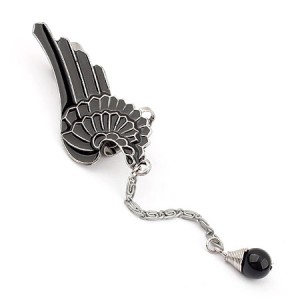Oil-spot Glazed Black Angel Wing Unilateral Fashion Ear Clip