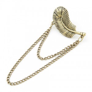 Vintage Feather with Tassel Design Unilateral Fashion Earrings - Golden
