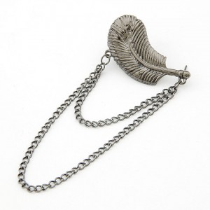 Vintage Feather with Tassel Design Unilateral Fashion Earrings - Silver