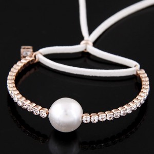 Single Big Pearl and Czech Rhinestone Embellished with Cube Pendant and Rope Bowknot Fashion Bracelet - White
