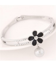 Sweet Tiny Flower with Pearl Pendant Design Fashion Bangle - Silver