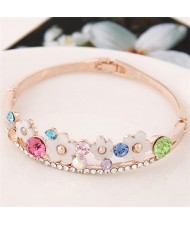 Seashell Flowers with Embedded Rhinestones Design Fashion Bangle - Multicolor