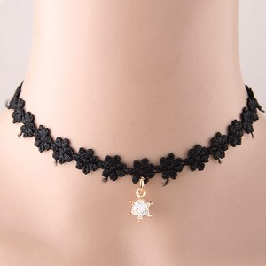 Shining Gem Pendant Design Black Lace Fashion Necklace