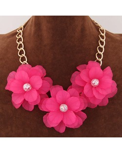 Graceful Triple Flowers Design Statement Fashion Necklace - Rose