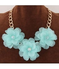 Graceful Triple Flowers Design Statement Fashion Necklace - Sky Blue