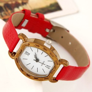 Studs Decorated Vintage Golden Square with Roman Numeral Dial Design Fashion Wrist Watch - Red